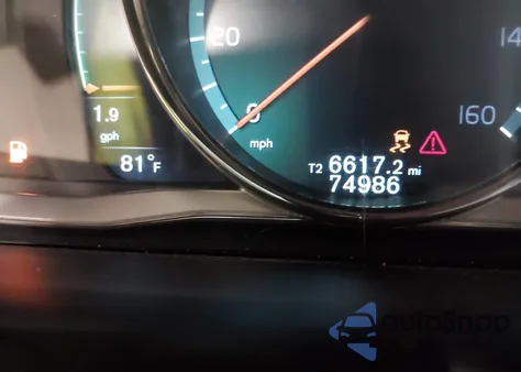 2016 Volvo Xc60 T5 Premier из США, поврежденный, VIN YV4612RK4G2786016